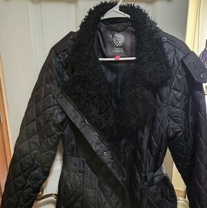 VINCE CAMUTO Women's Black Quilted Jacket with Faux Fur Collar Size LARGE